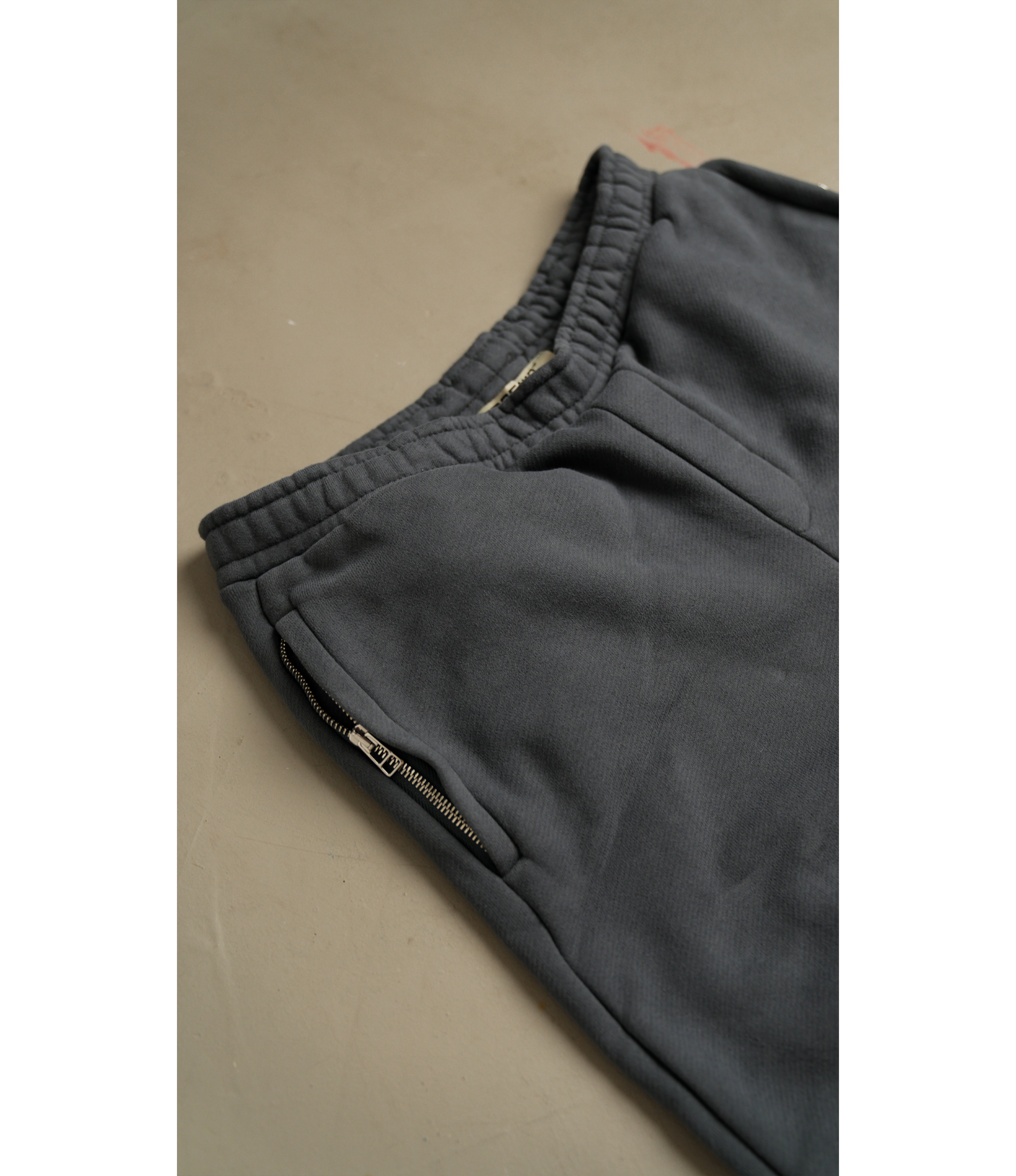 SWEATPANTS STONE (430 GSM)