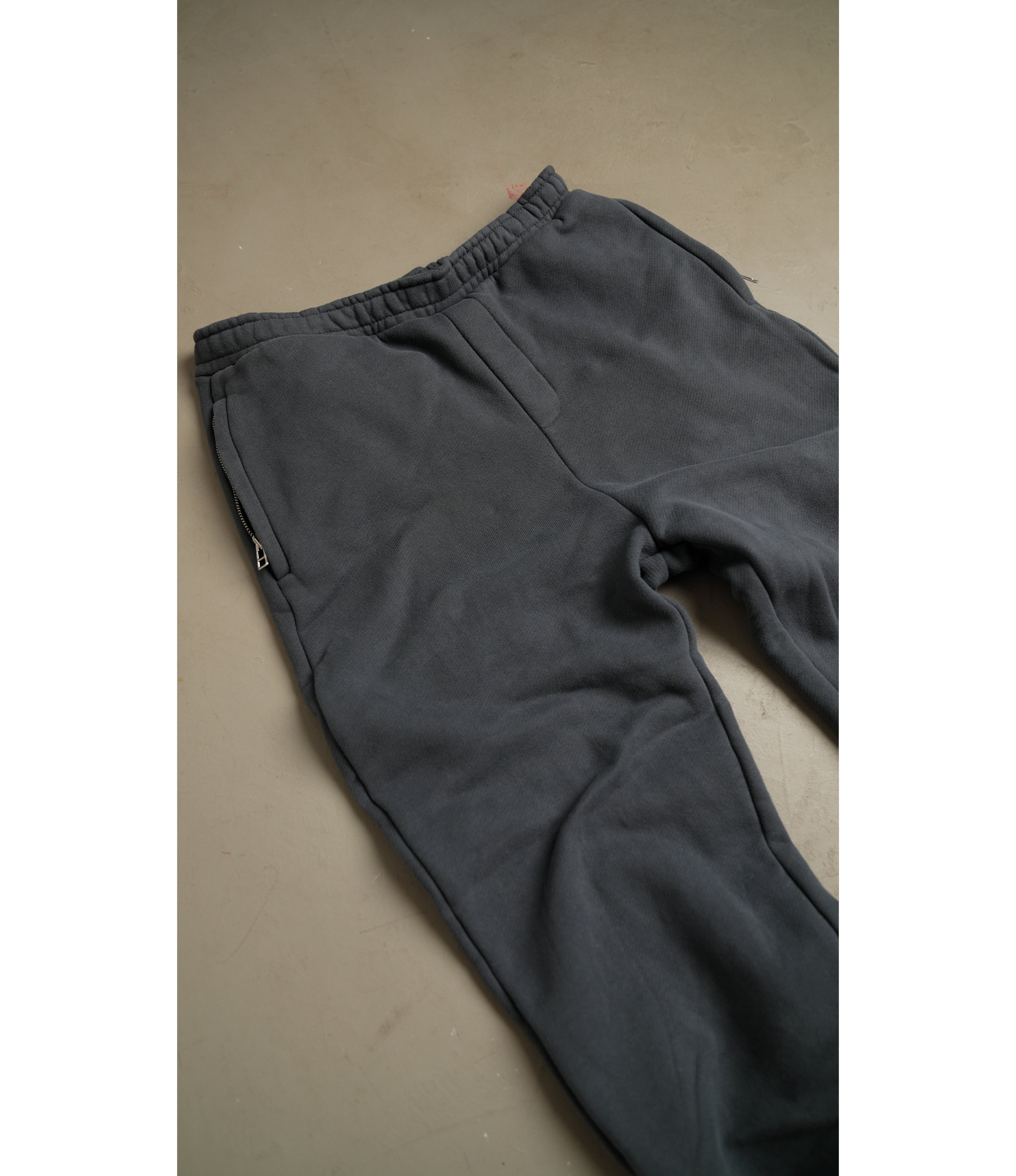 SWEATPANTS STONE (430 GSM)