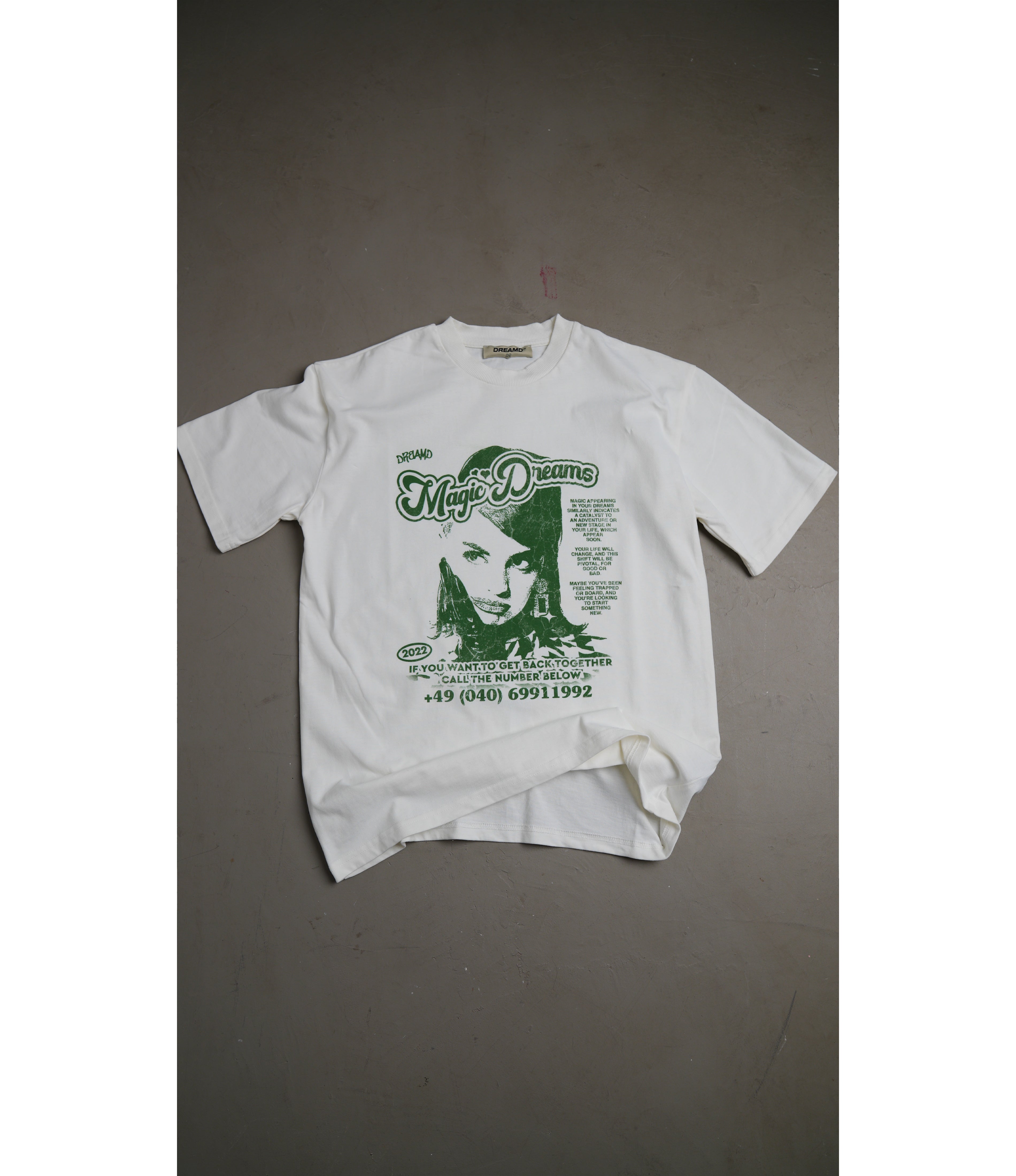 GIRLFRIEND 2.0 TEE CREME (350 GSM)